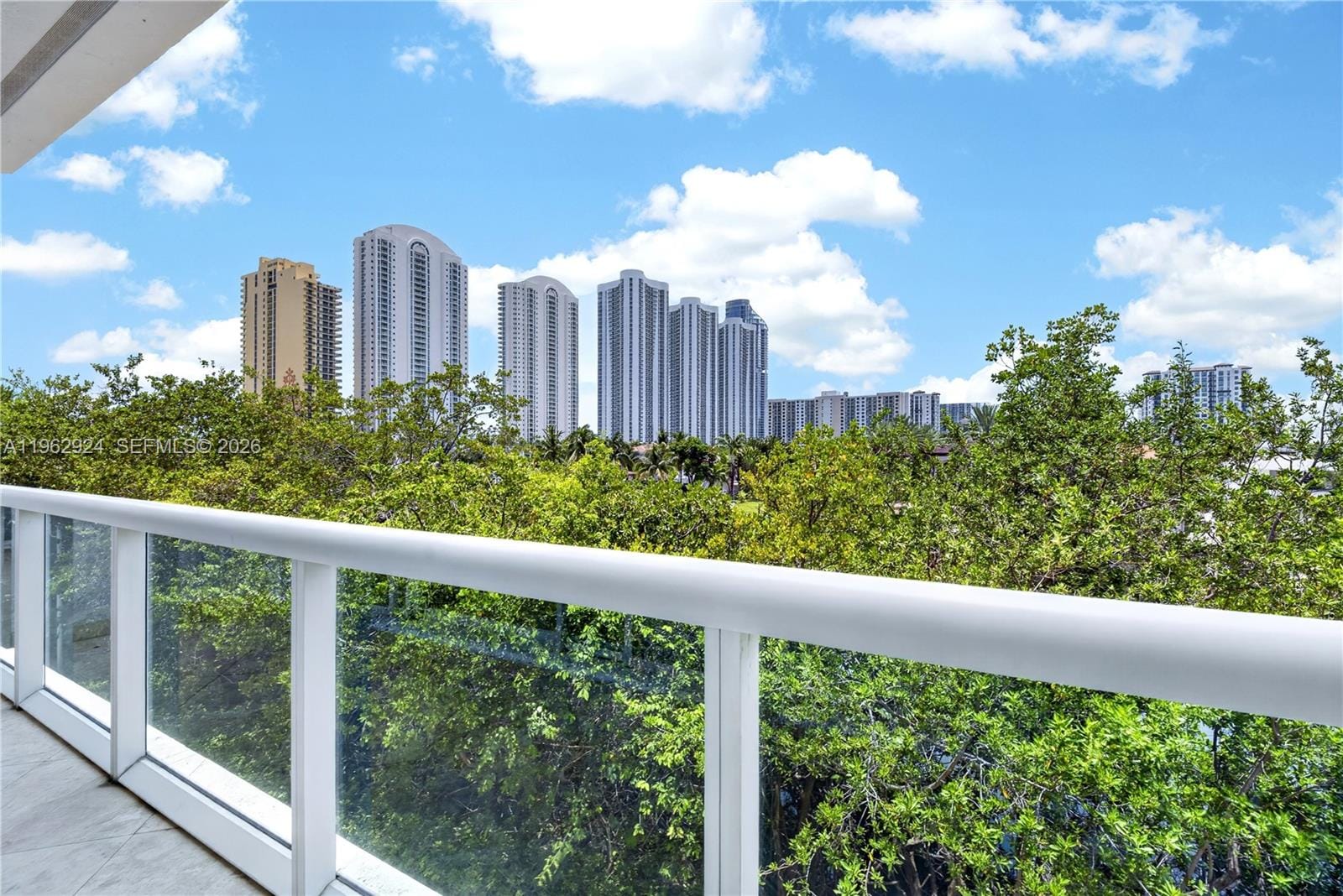 16500 Collins Avenue TH-9, Sunny Isles Beach, FL 33160 photo 9