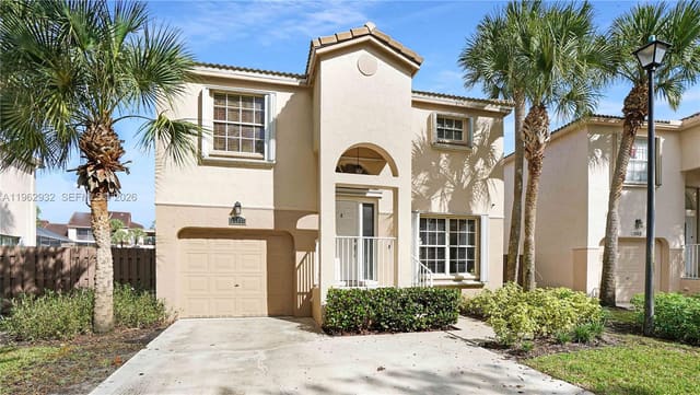 10717 NW 12th Manor, Plantation, FL 33322