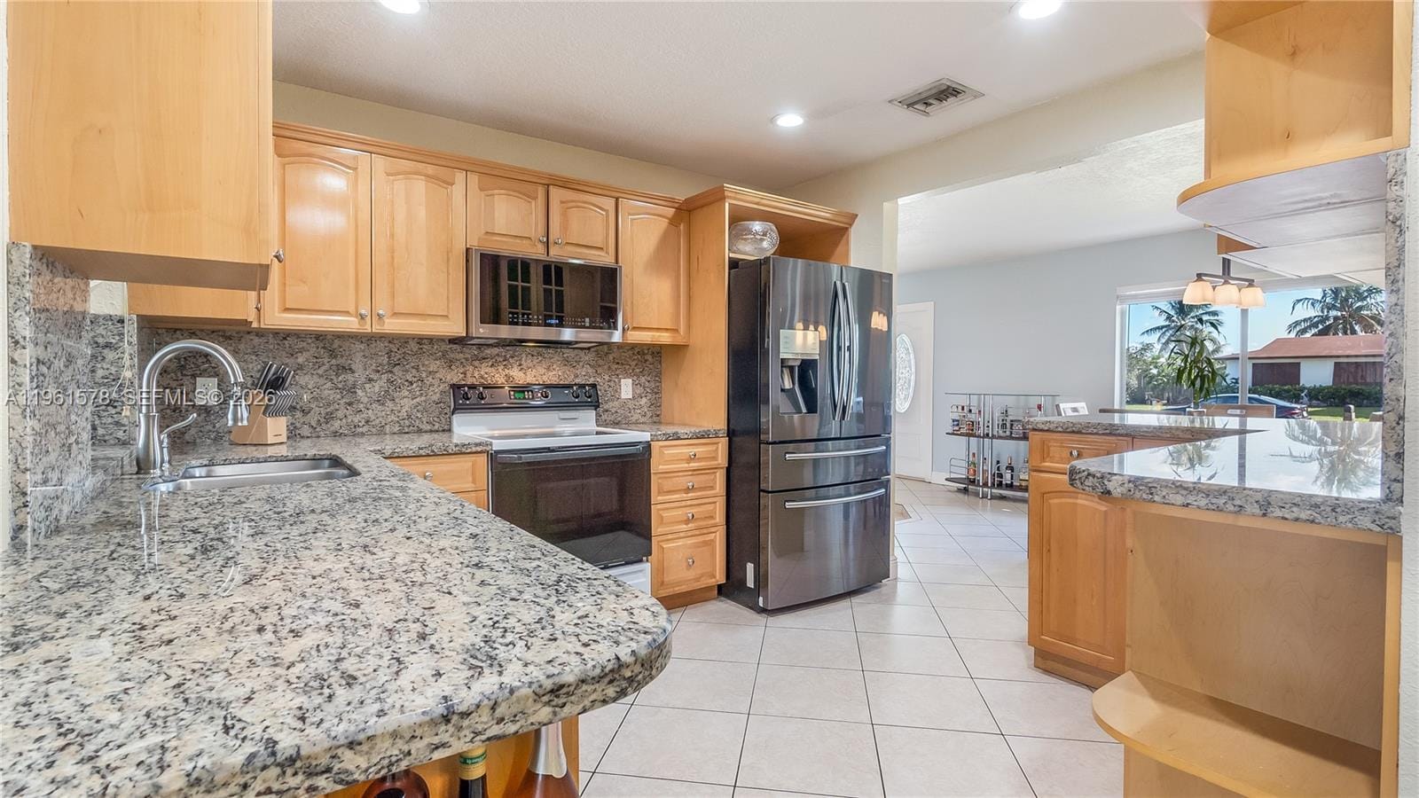 9501 NW 8th Street, Pembroke Pines, FL 33024 photo 4