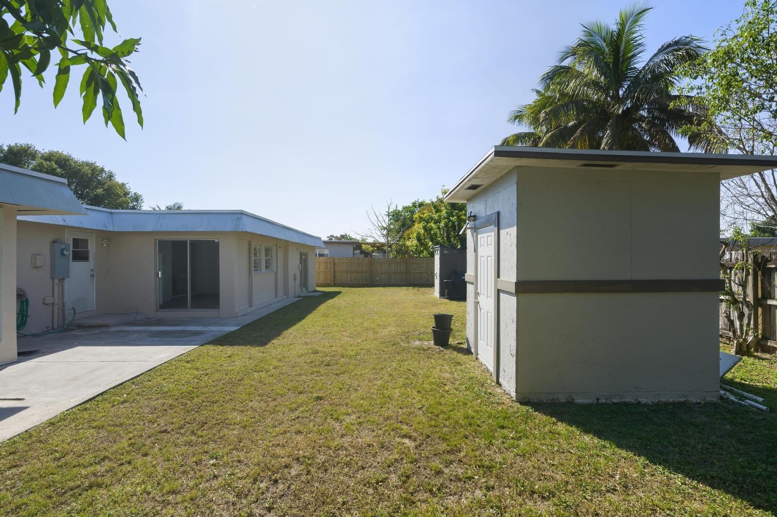 7907 NW 66th Terrace — photo 12