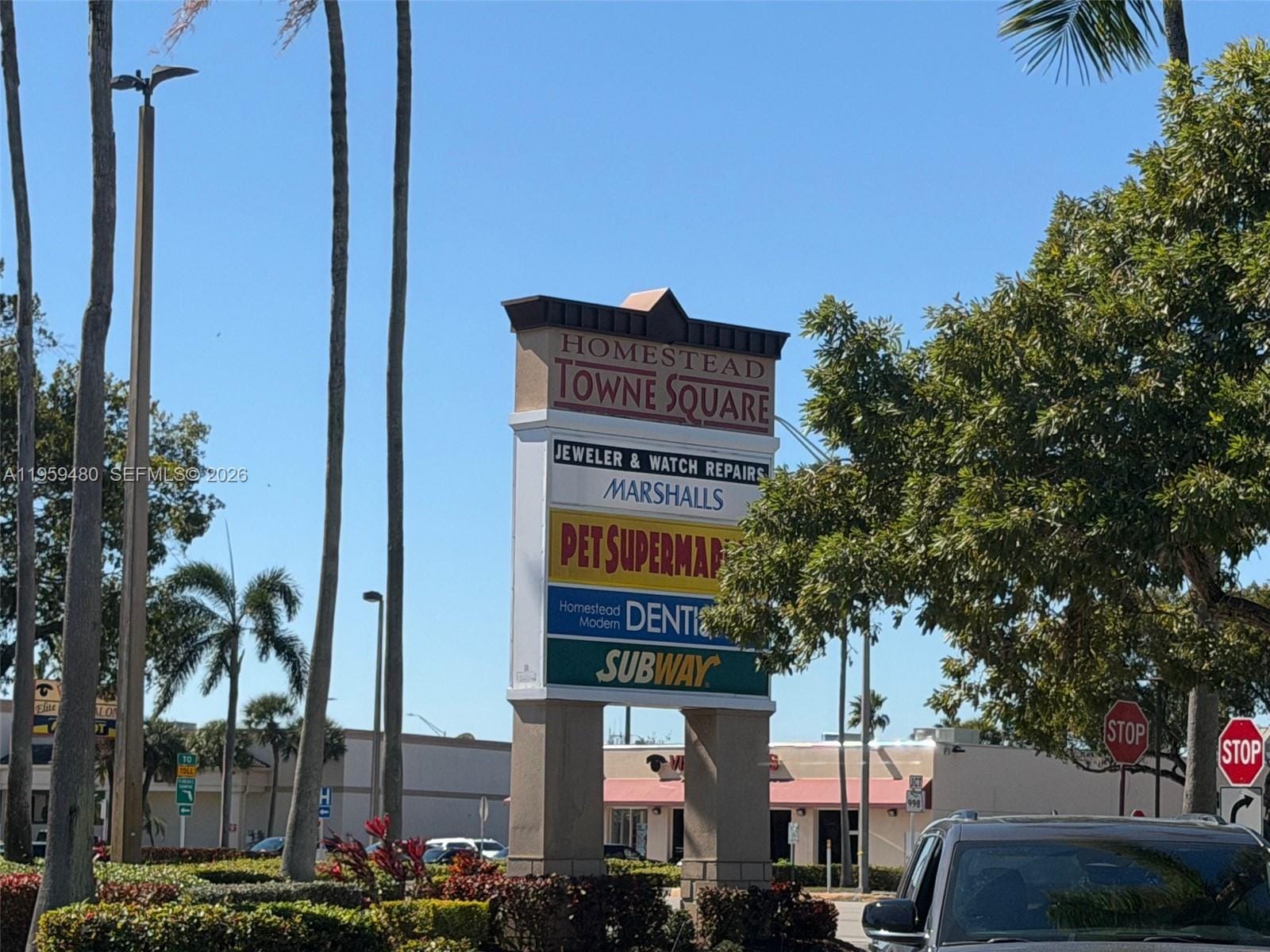 827 N Homestead Boulevard — photo 12