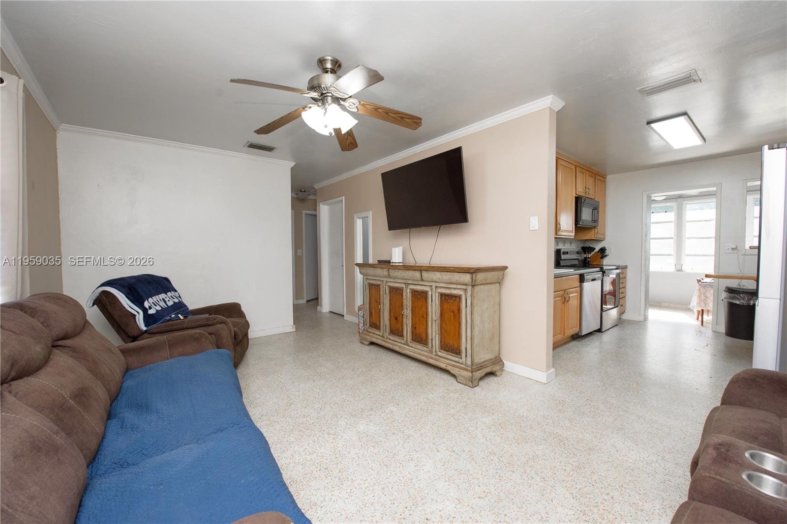 1560 NE 11th Street, Homestead, FL 33033 photo 2