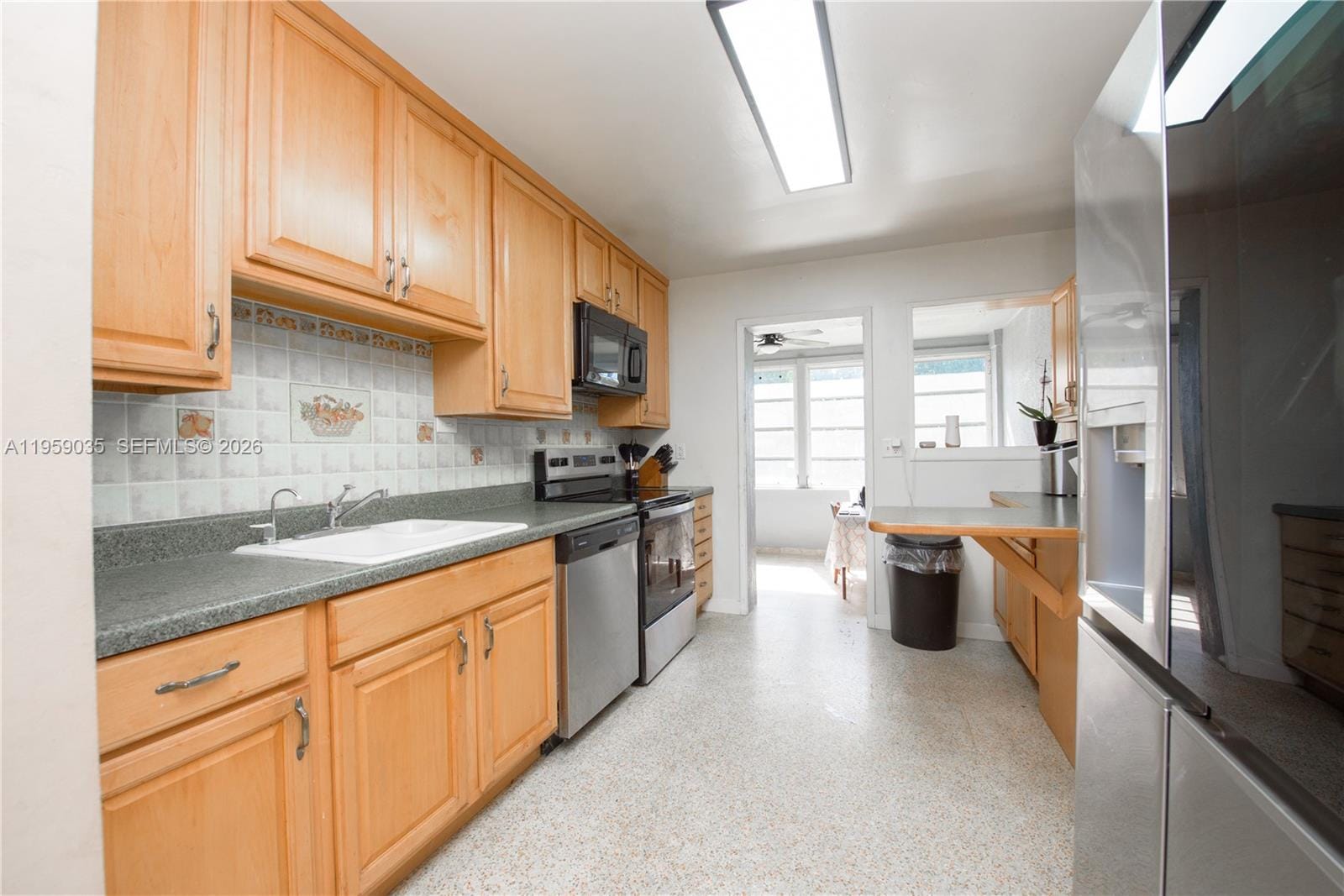 1560 NE 11th Street, Homestead, FL 33033 photo 3