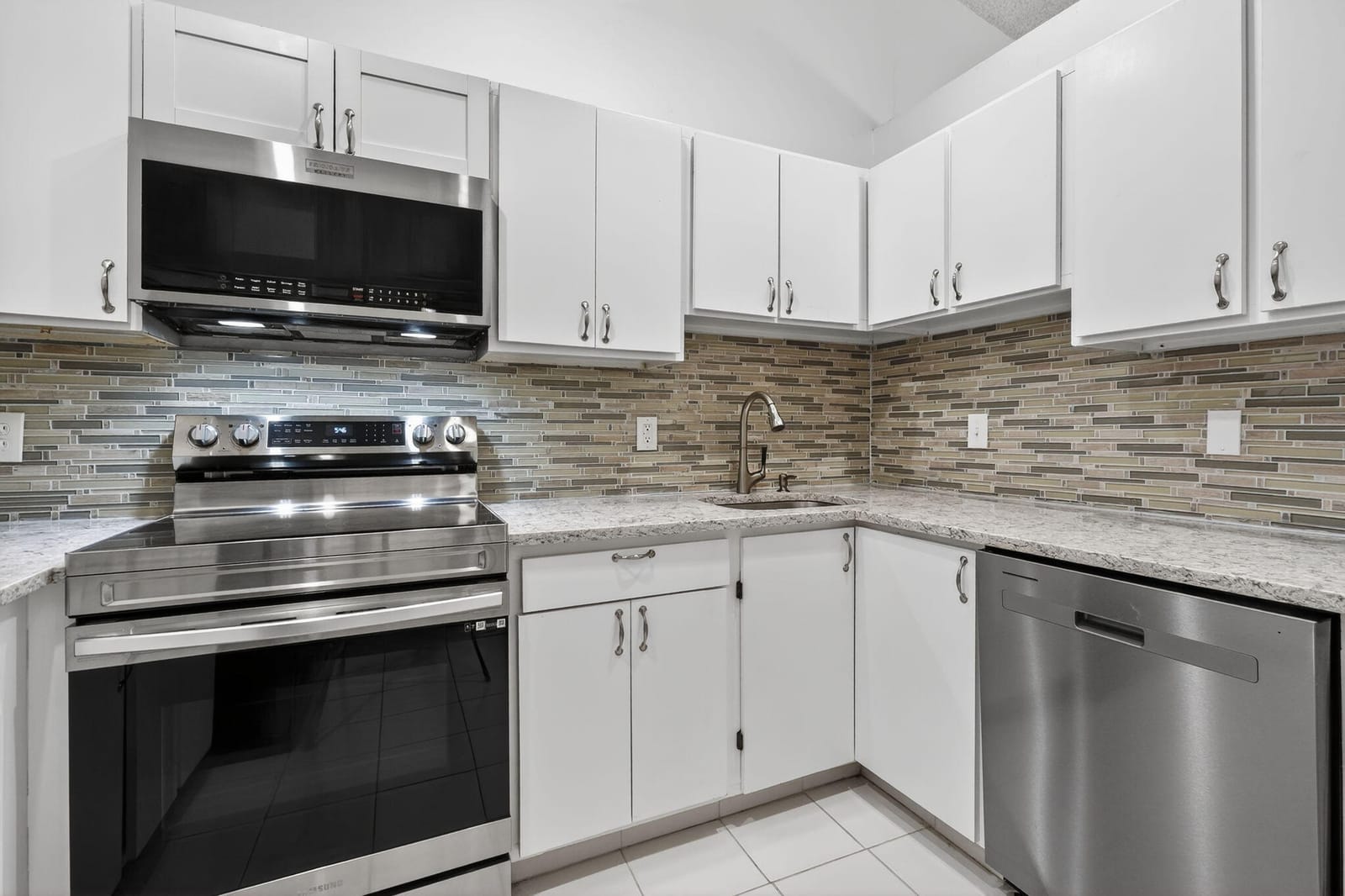 6572 Chasewood Drive F, Jupiter, FL 33458 photo 10