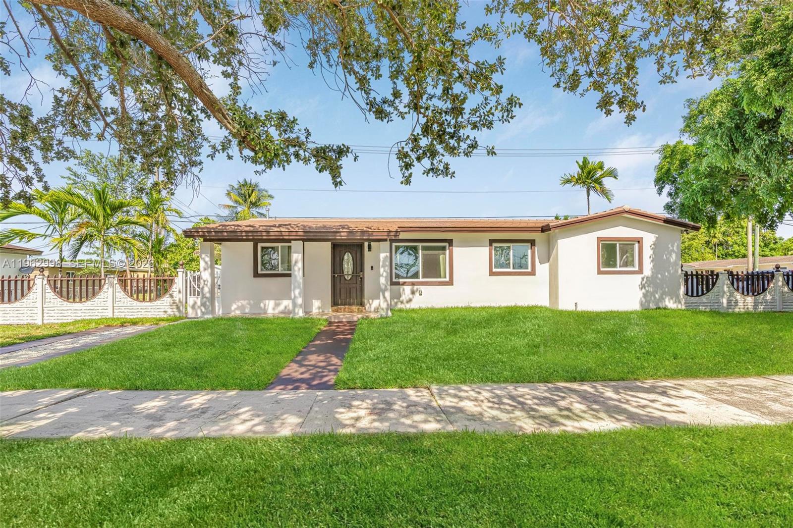 2901 SW 92nd Avenue, Miami, FL 33165, Miami