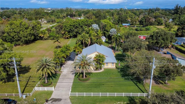 14481 SW 20th Street, Davie, FL 33325