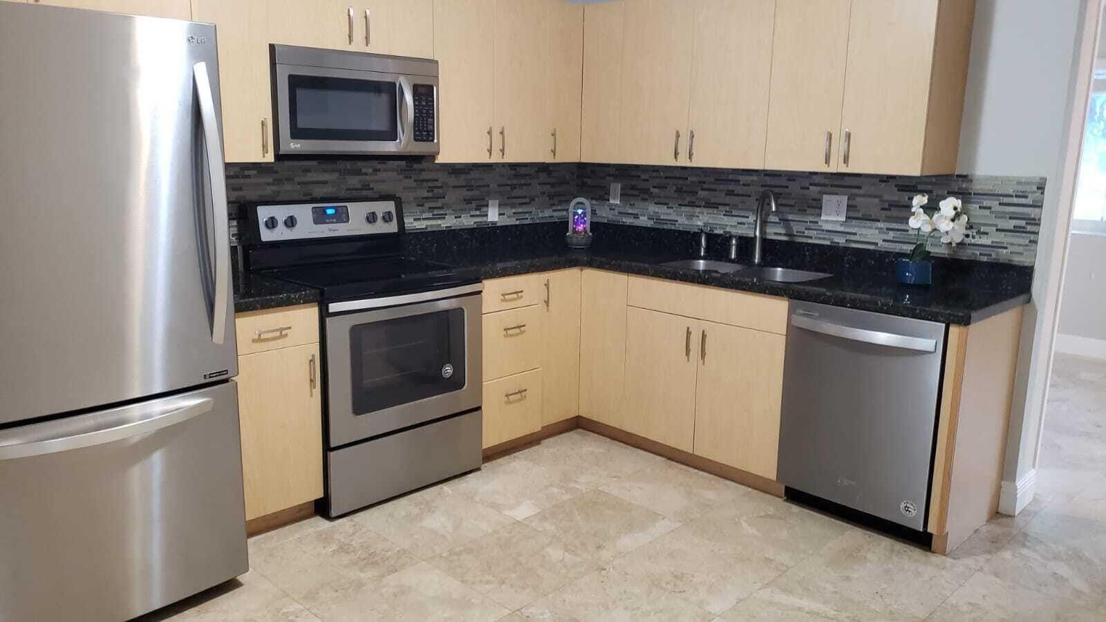 2210 NE 36th Street A&b, Lighthouse Point, FL 33064 photo 13