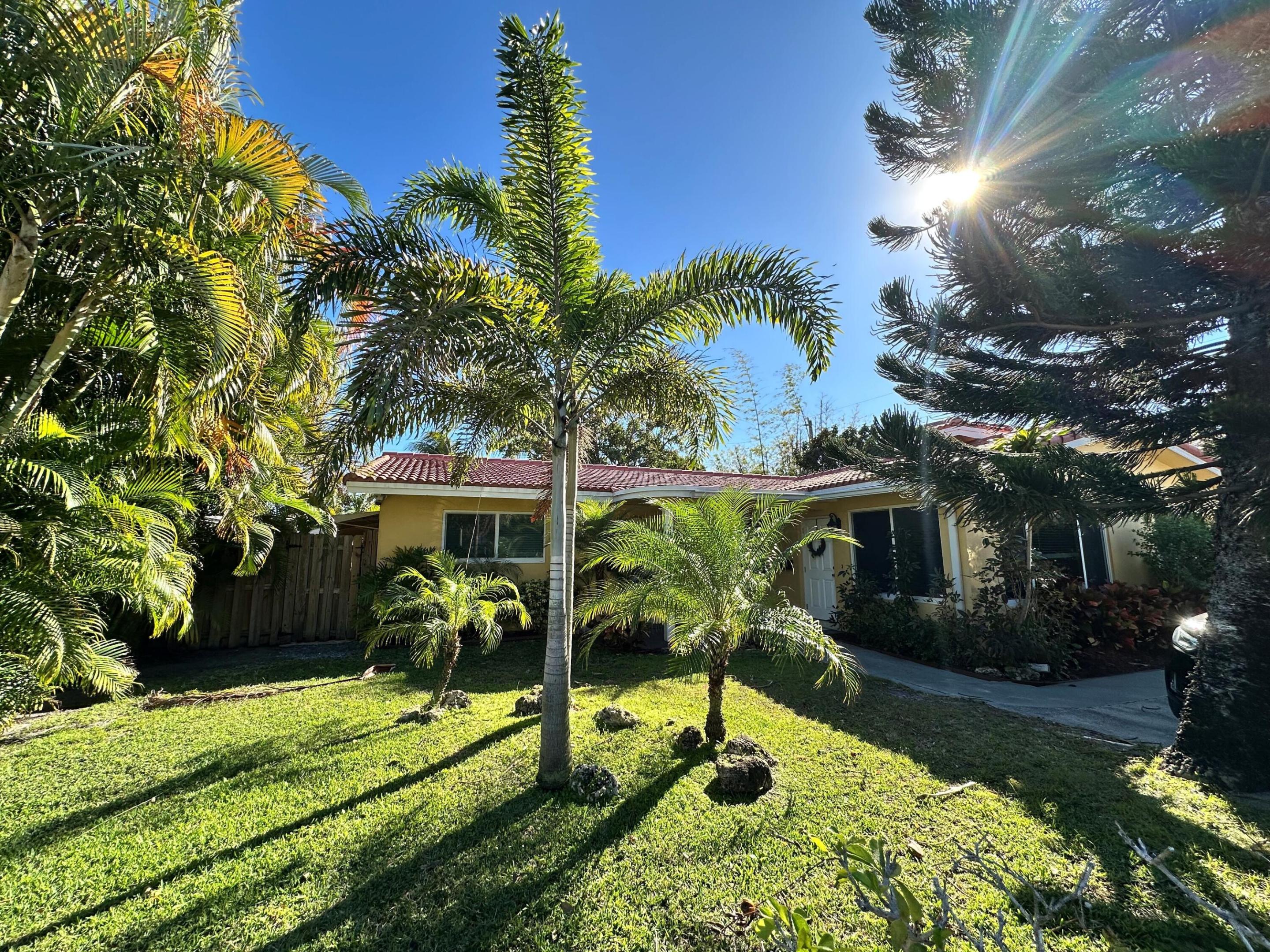 2210 NE 36th Street A&b, Lighthouse Point, FL 33064, Lighthouse Point