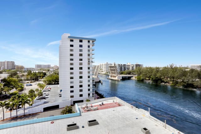 1505 N Riverside Drive 802, Pompano Beach, FL 33062
