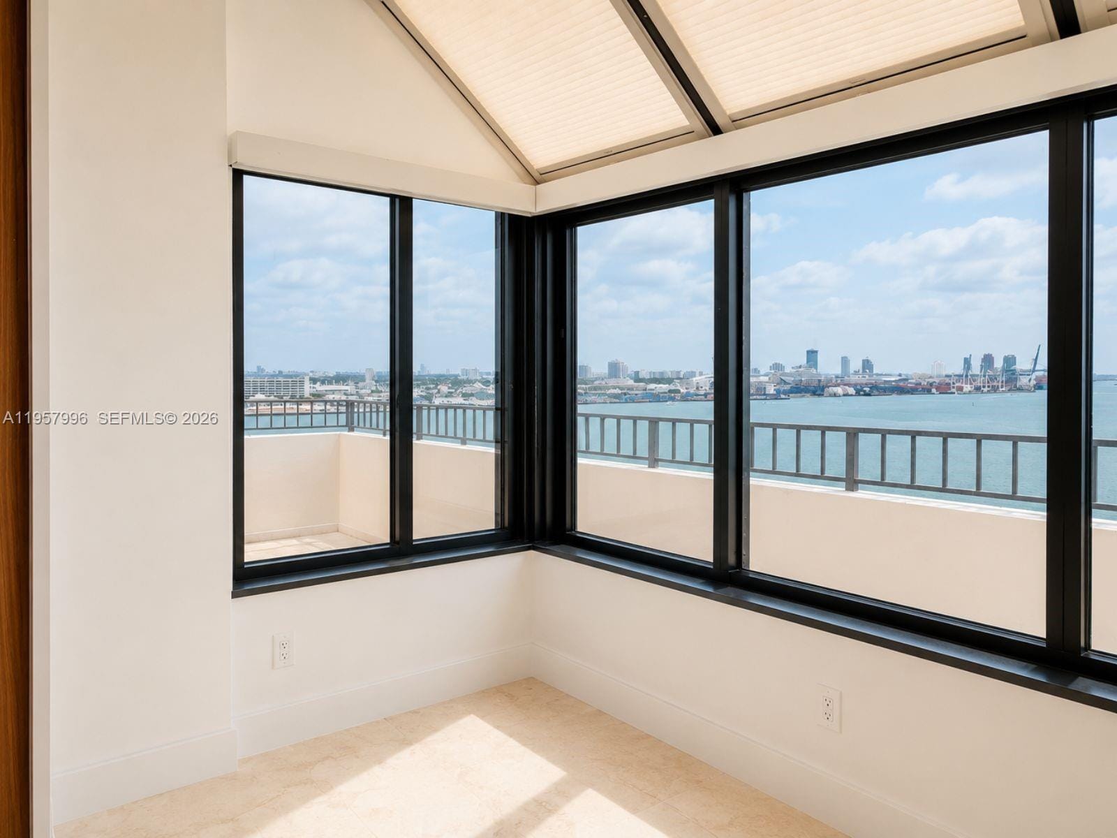520 Brickell Key Drive A1904, Miami, FL 33131 photo 17