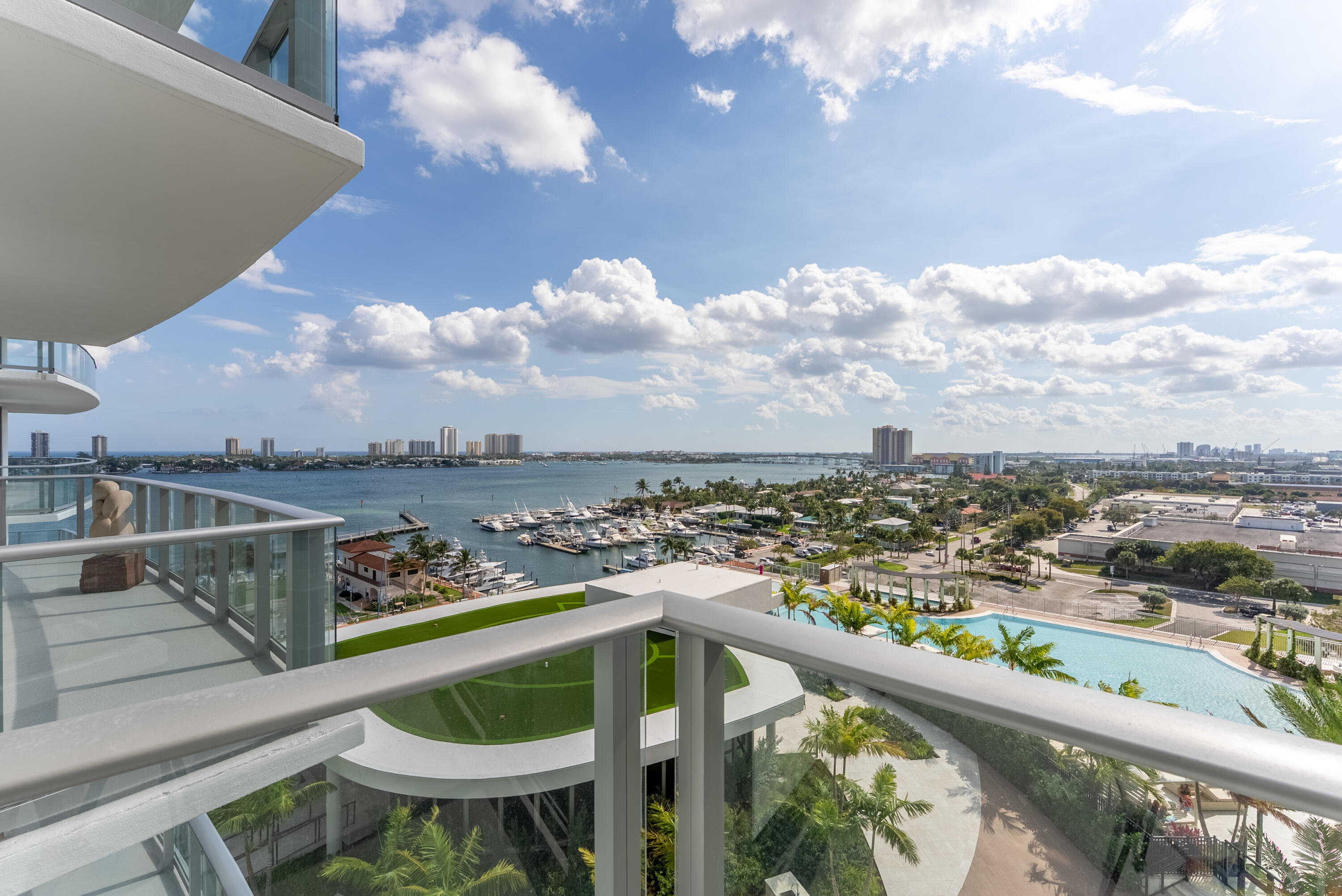 220 Lake Shore Drive 1011, Lake Park, FL 33403, Lake Park