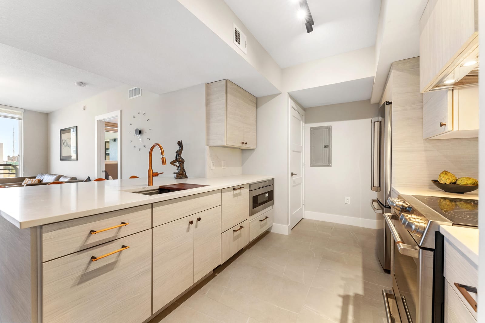 1551 N Flagler Drive 1114 — photo 9
