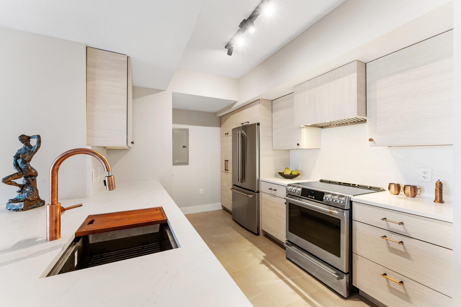1551 N Flagler Drive 1114 — photo 10