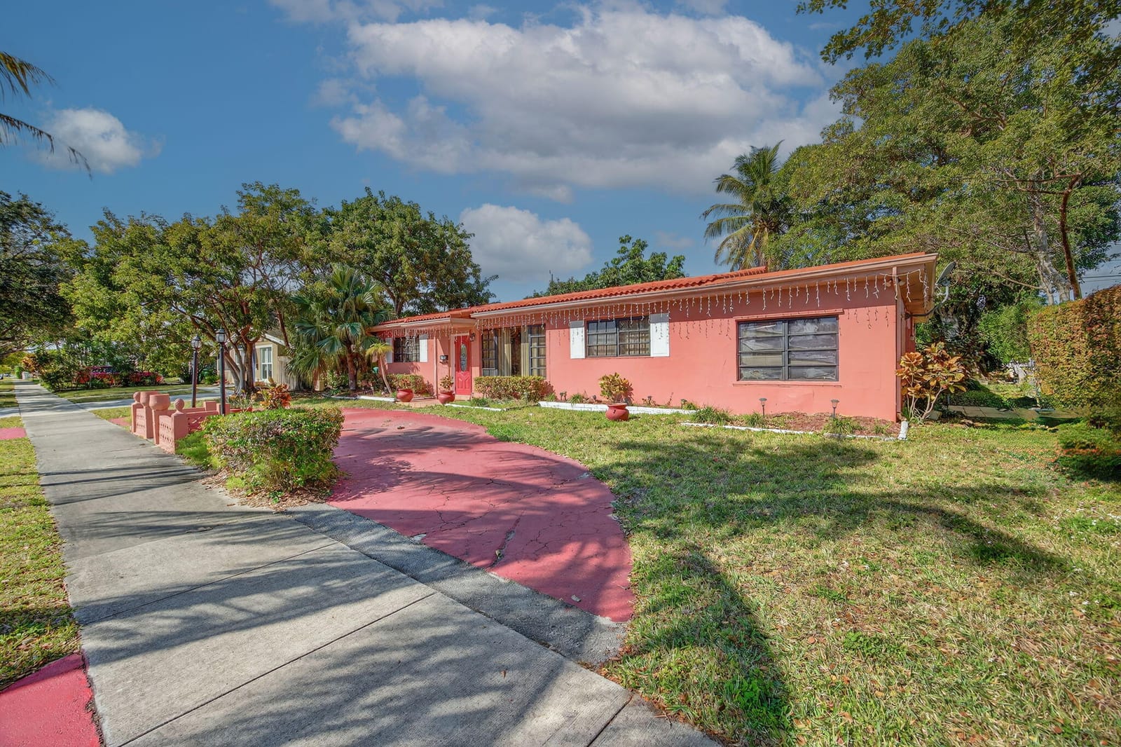 9281 Martinique Drive — photo 3