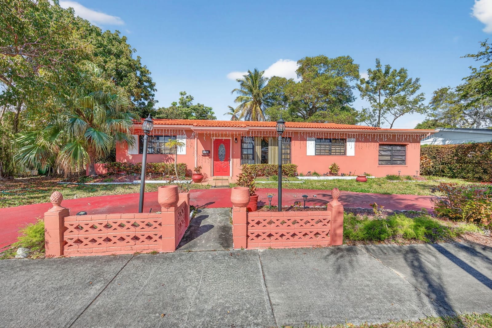 9281 Martinique Drive — photo 4