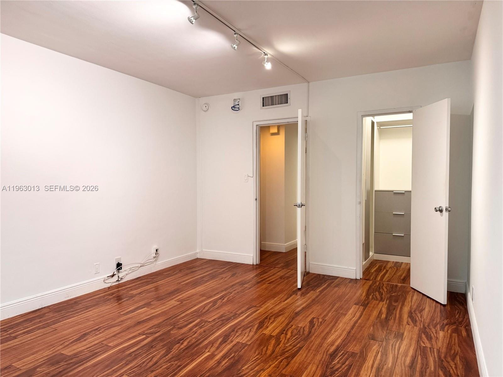 1200 West Avenue 1418, Miami Beach, FL 33139 photo 16