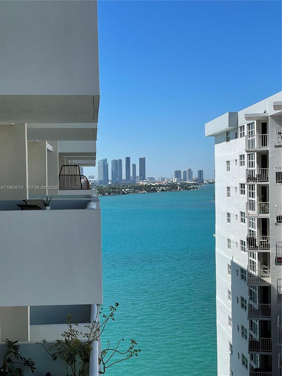 1200 W Ave 1418 1418, Miami Beach, FL 33139, Miami Beach