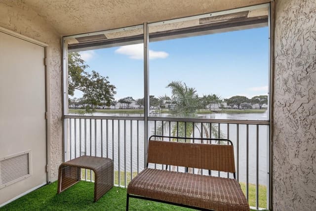 5511 Lakeside Drive 202, sold in Viewpointe Condo, Margate, FL