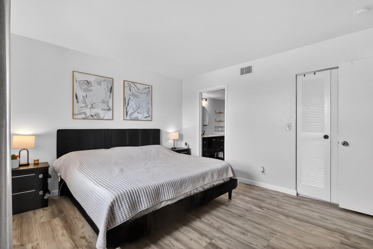 5511 Lakeside Drive 202 — photo 3