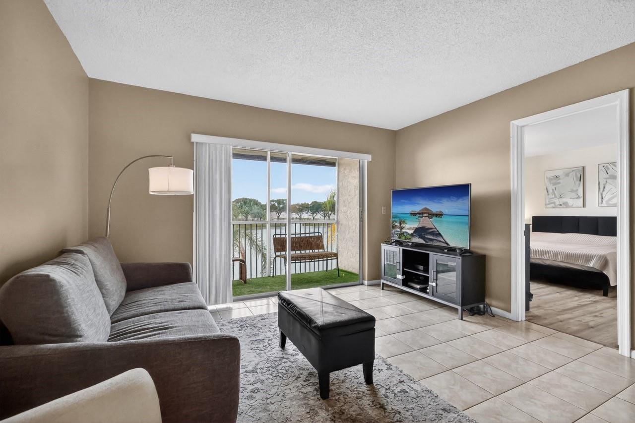 5511 Lakeside Drive 202 — photo 8