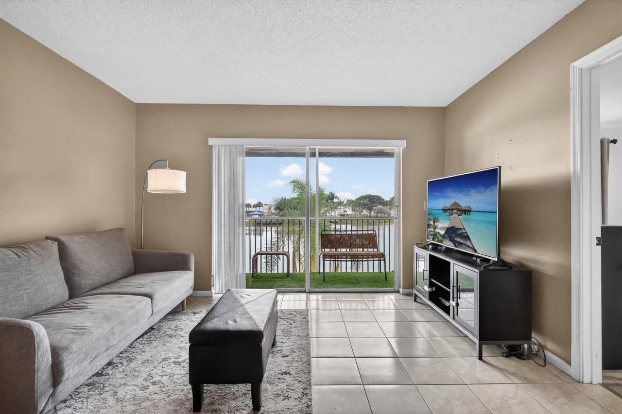 5511 Lakeside Drive 202 — photo 10
