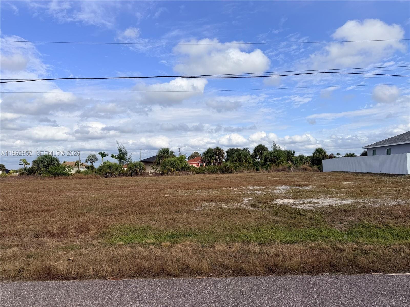 3737 NE 12 Th Place, Cape Coral, FL 33909 photo 6