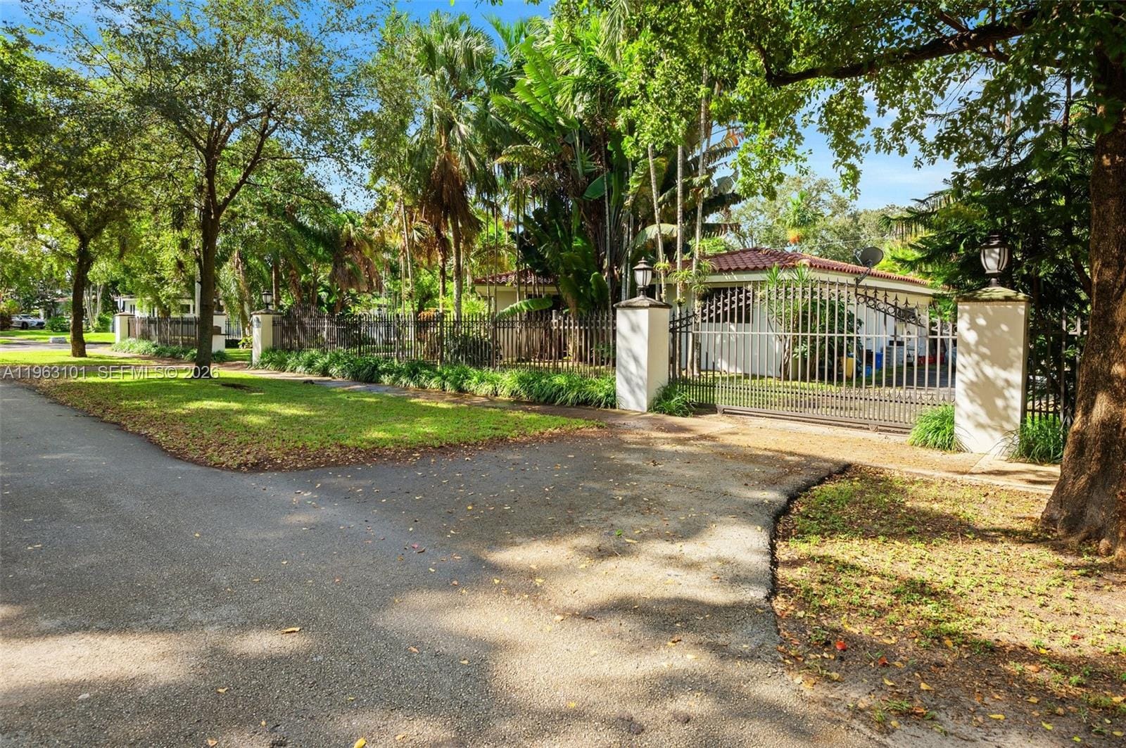 1240 Ferdinand Street, Coral Gables, FL 33134 photo 7