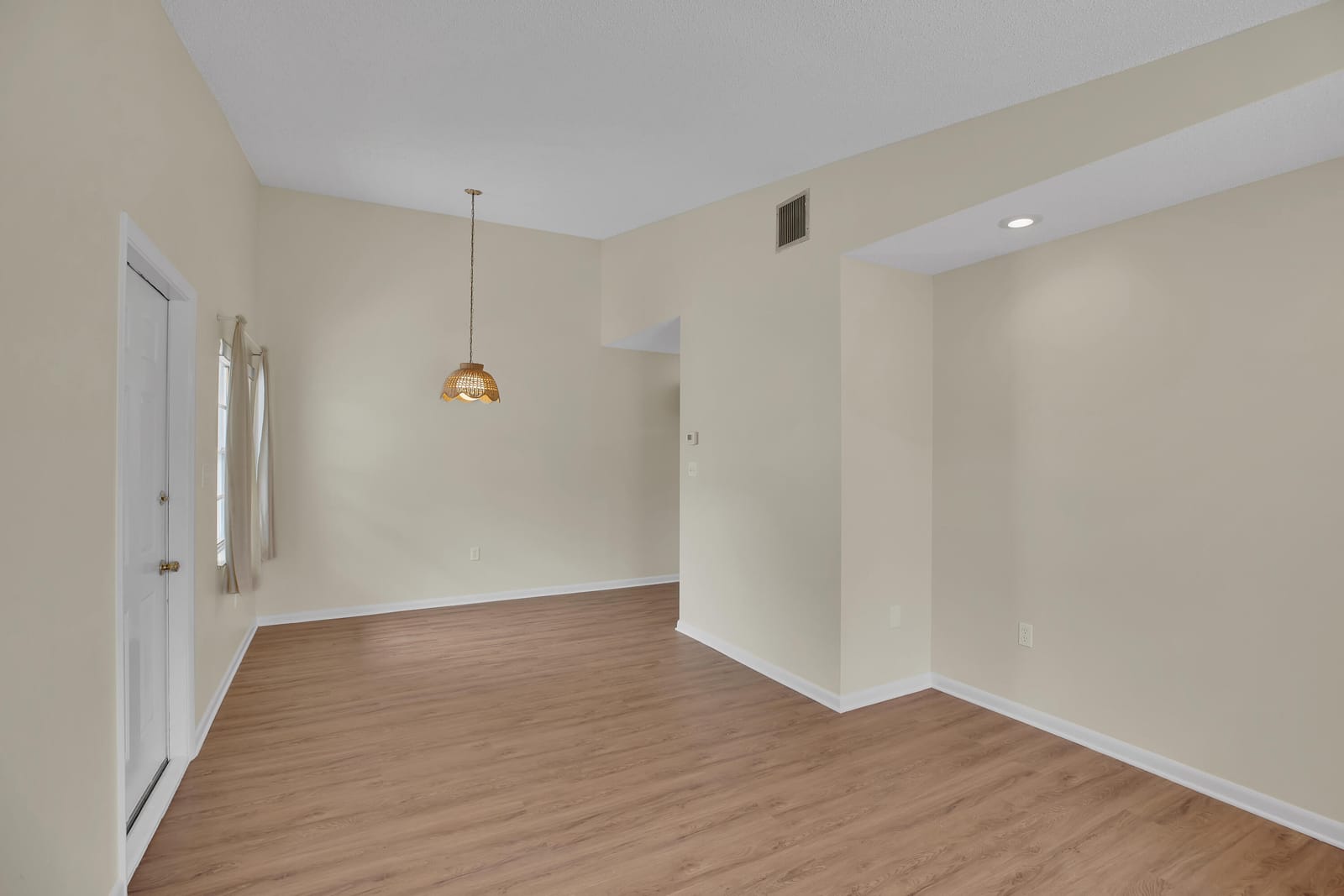 2007 Oleander Boulevard Apt D — photo 12