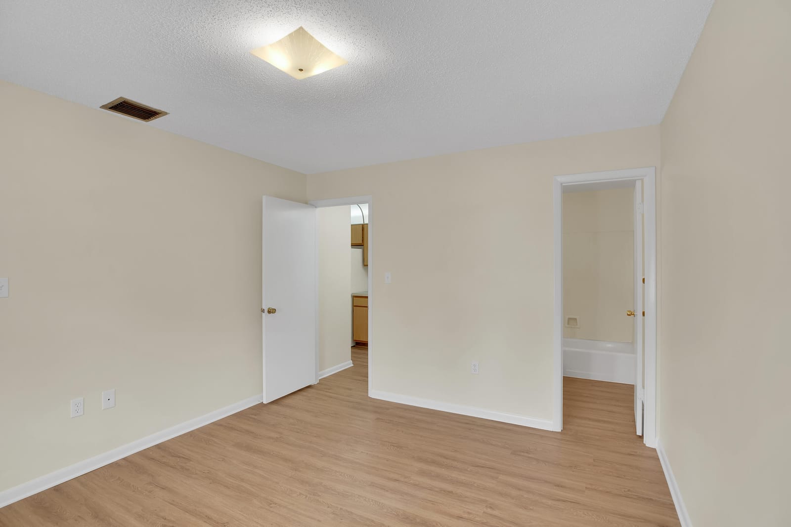 2007 Oleander Boulevard Apt D, Fort Pierce, FL 34950 photo 23
