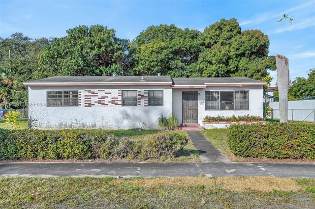 16930 NW 37th Place, Miami Gardens, FL 33055