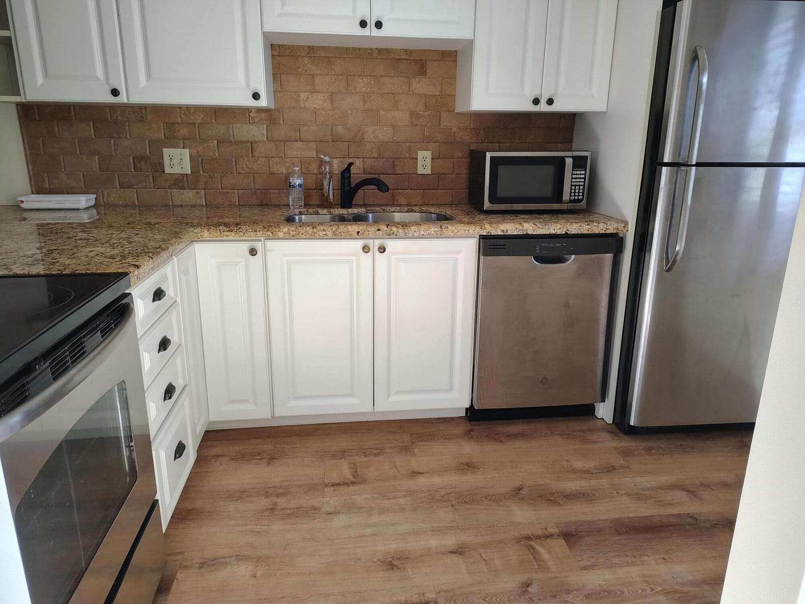 4100 Tivoli Court 104 — photo 2