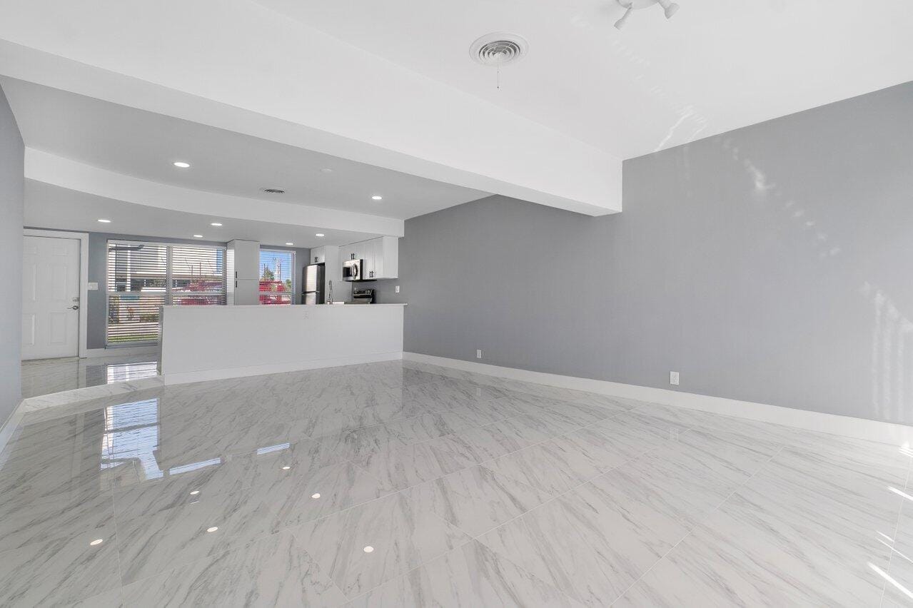 708-710 NE 23rd Avenue, Pompano Beach, FL 33062 photo 28