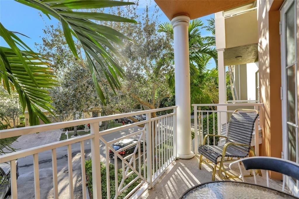 1345 SW 4th Court, Fort Lauderdale, FL 33312 photo 2