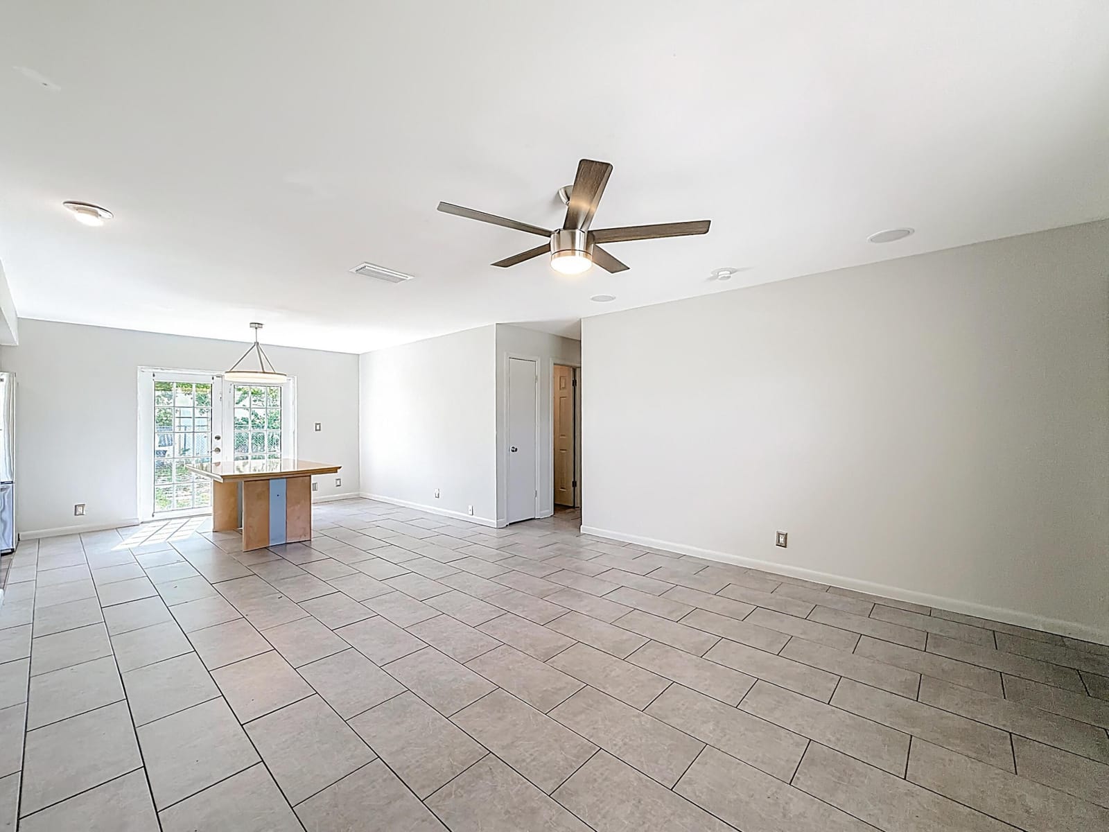 311 SW 79th Terrace, North Lauderdale, FL 33068 photo 6