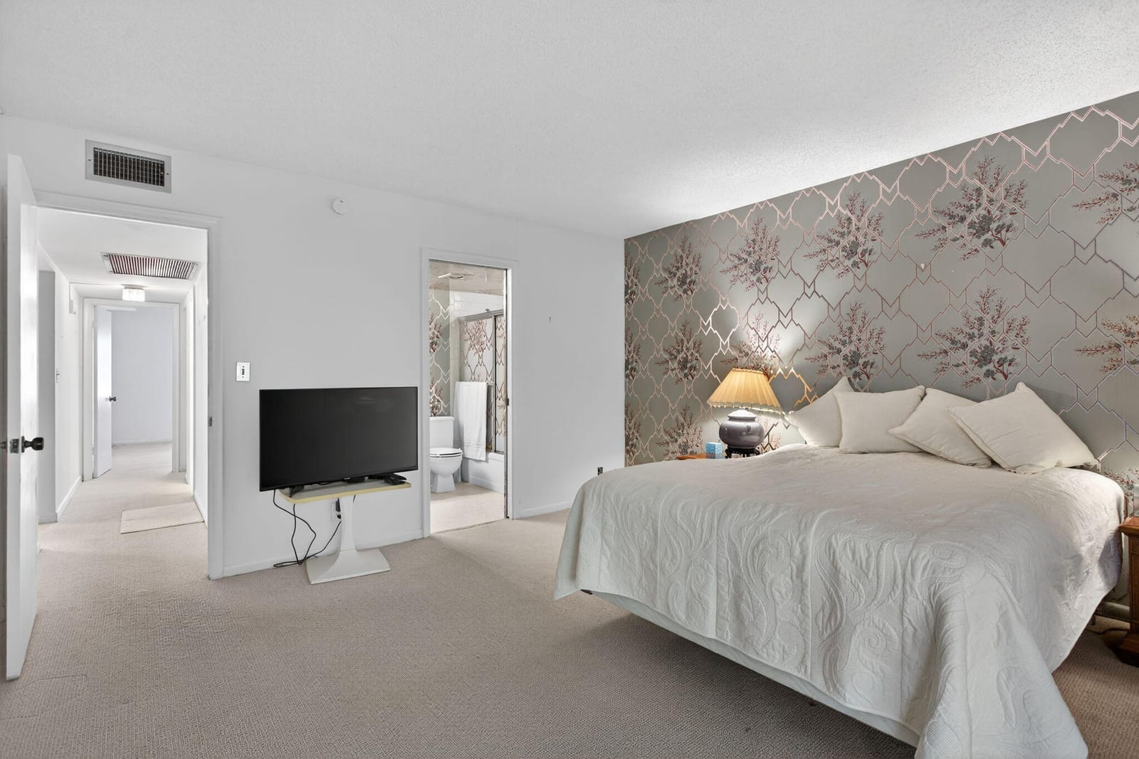 2403 Antigua Circle B4 — photo 10