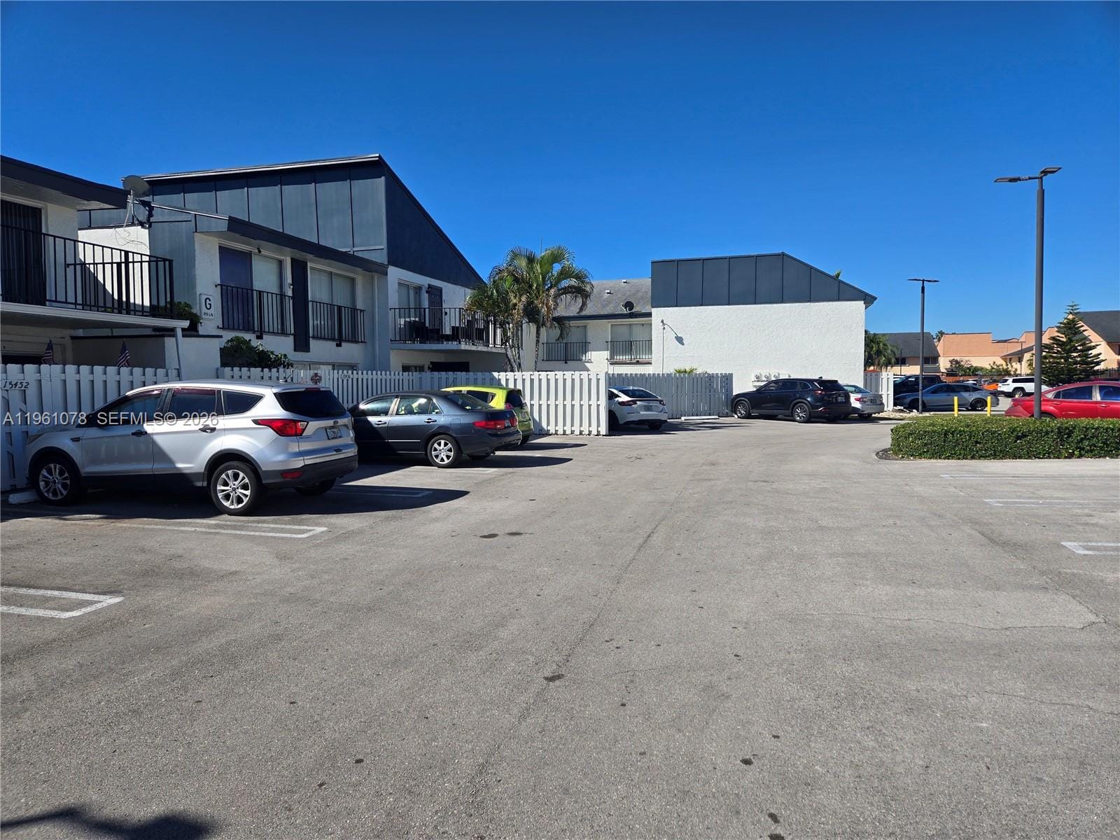15454 SW 85th Lane 135, Miami, FL 33193 photo 3