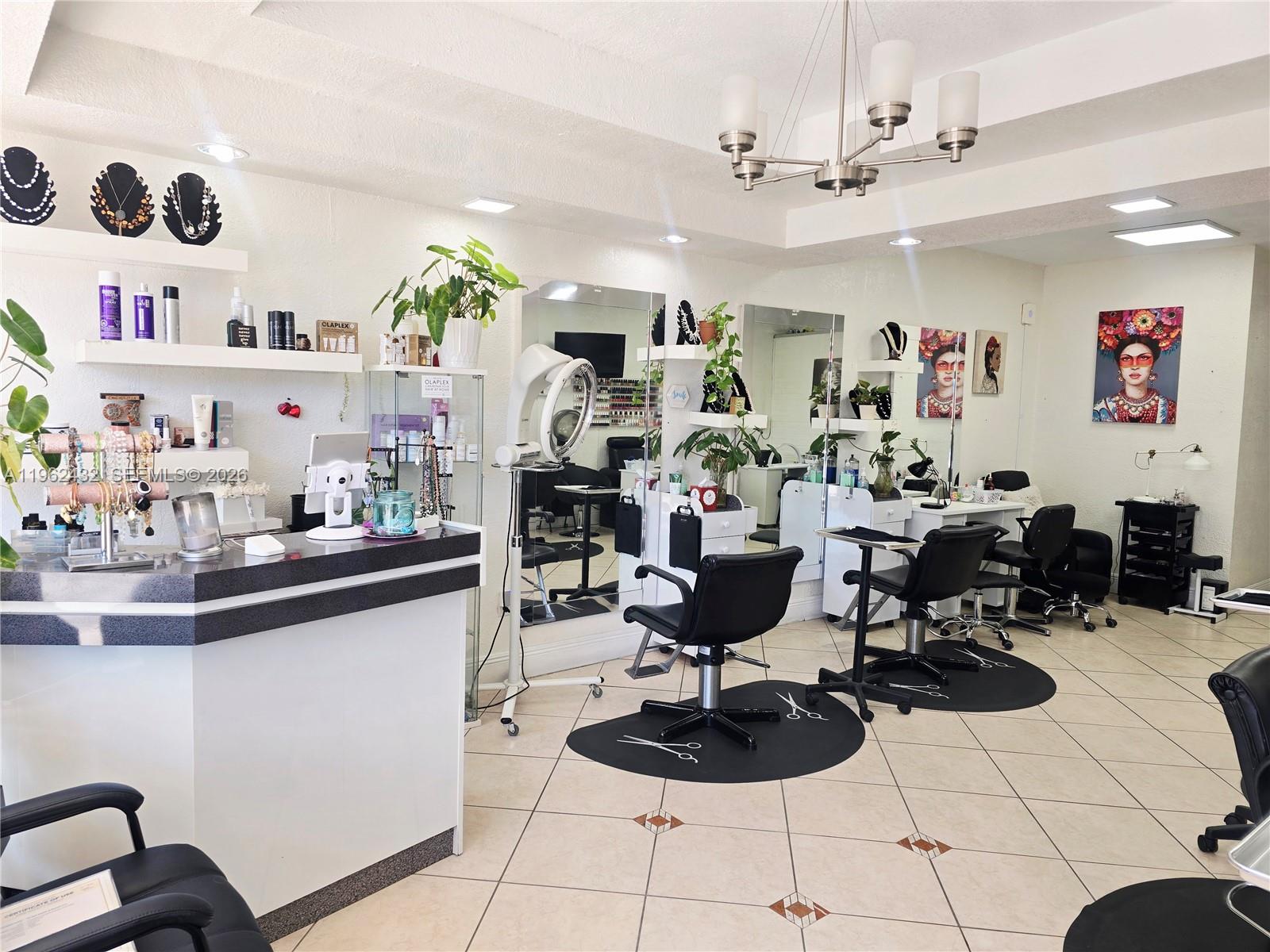 SW Beauty Salon Coral Way, Miami, FL 33145, Miami