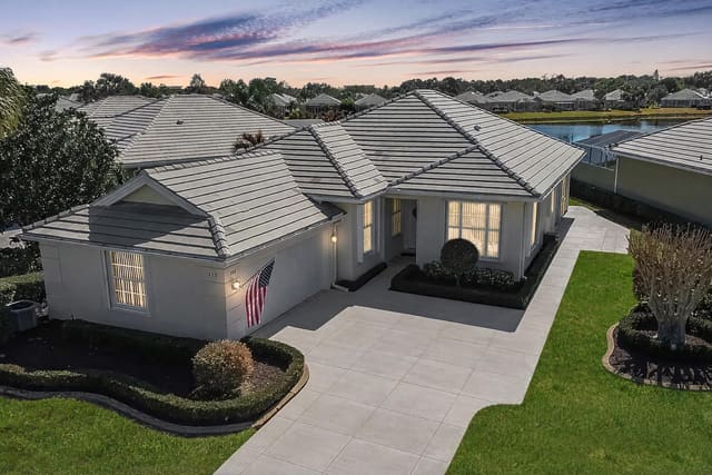 193 NW Bentley Circle, Port St. Lucie, FL 34986