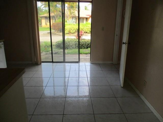 4290 Royal Banyan Way 7-B — photo 4