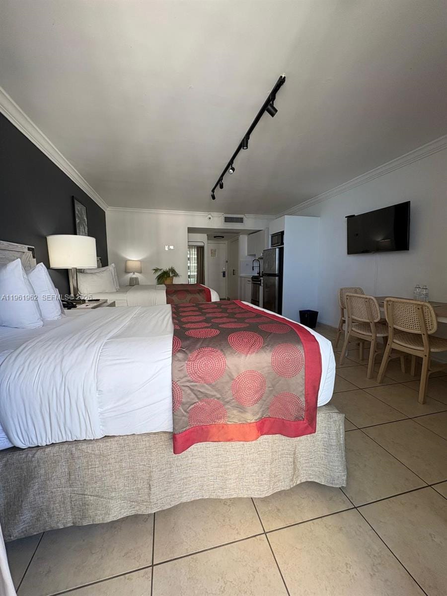 19201 Collins Avenue 820, Sunny Isles Beach, FL 33160 photo 11