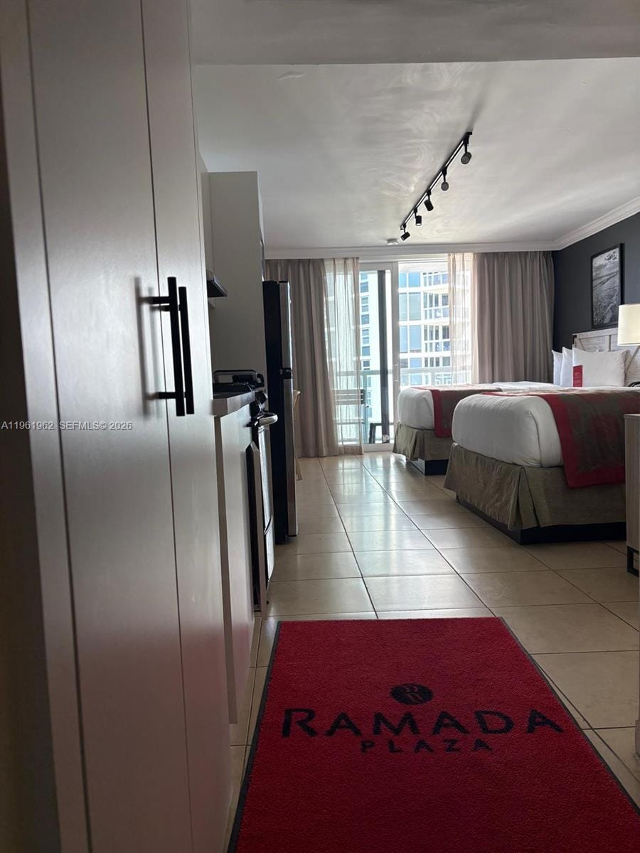 19201 Collins Avenue 820, Sunny Isles Beach, FL 33160 photo 17