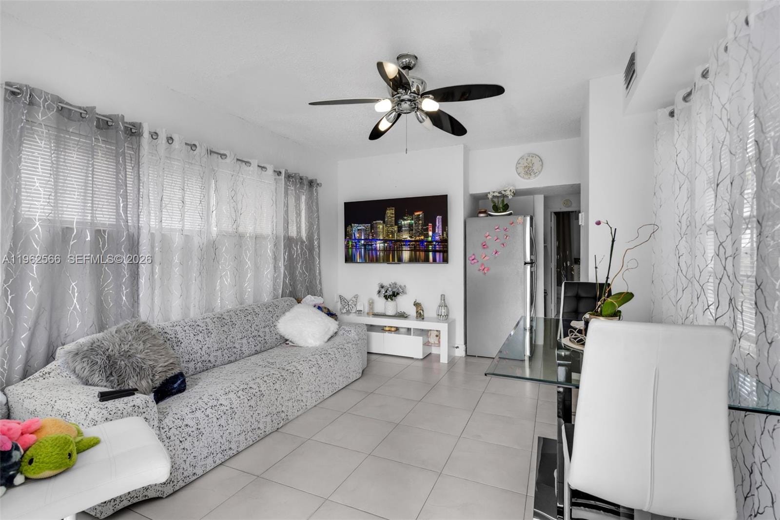 941 SW 31st Court, Miami, FL 33135 photo 12