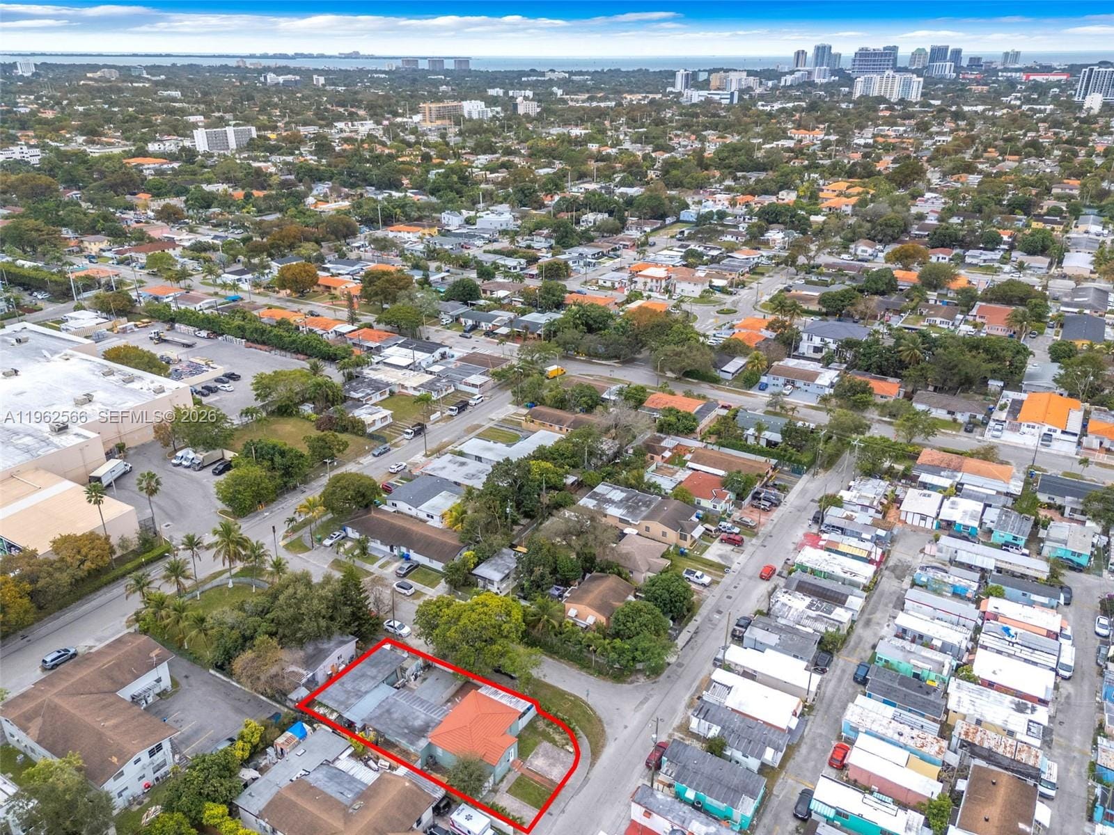 941 SW 31st Court, Miami, FL 33135 photo 3