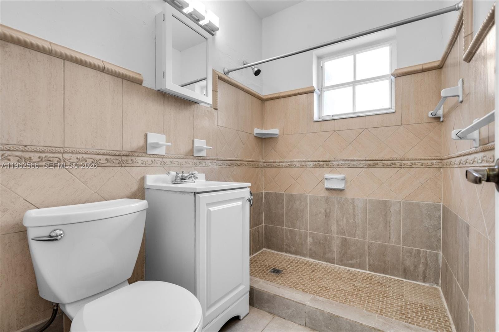941 SW 31st Court, Miami, FL 33135 photo 22