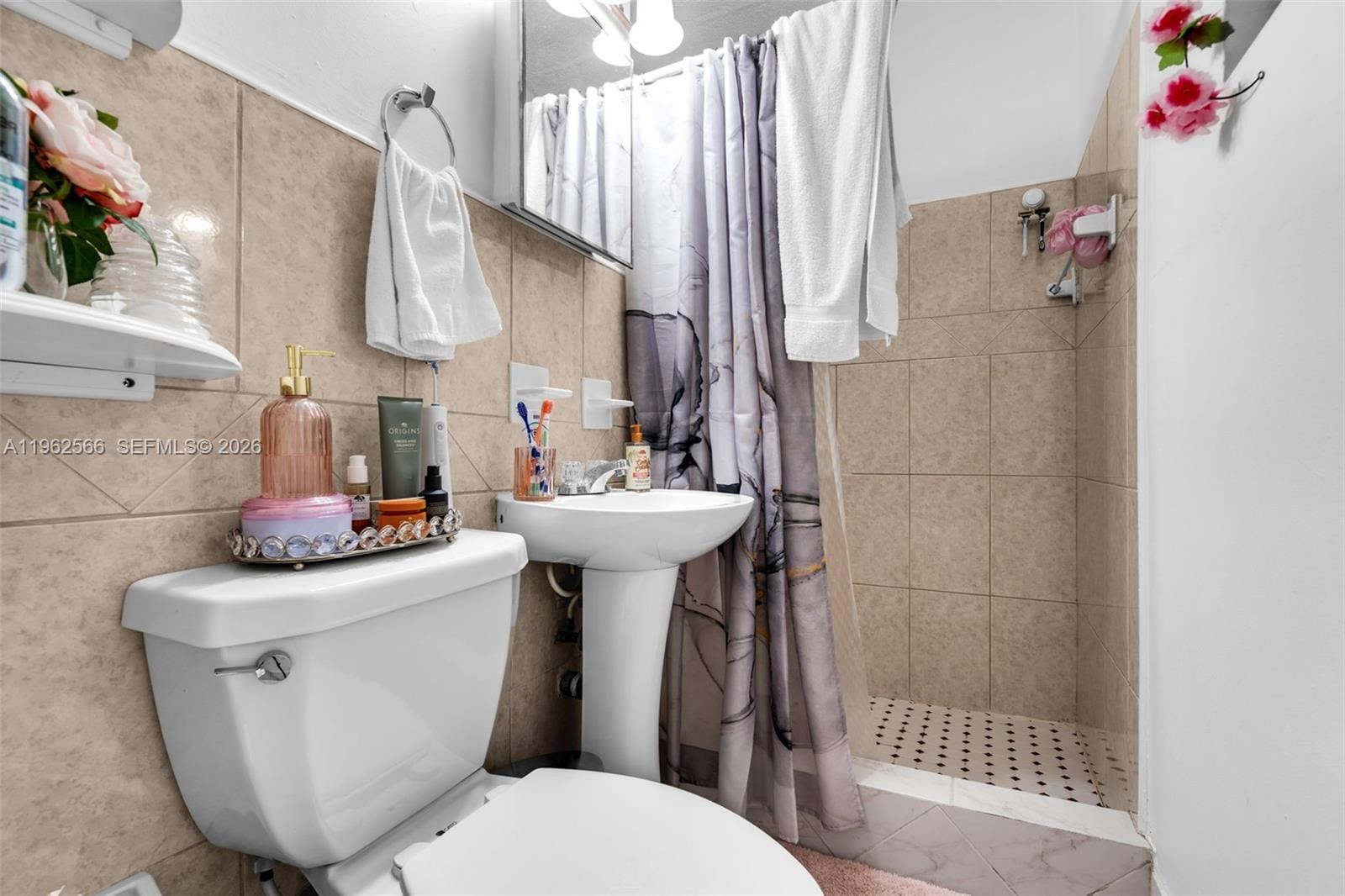 941 SW 31st Court, Miami, FL 33135 photo 7