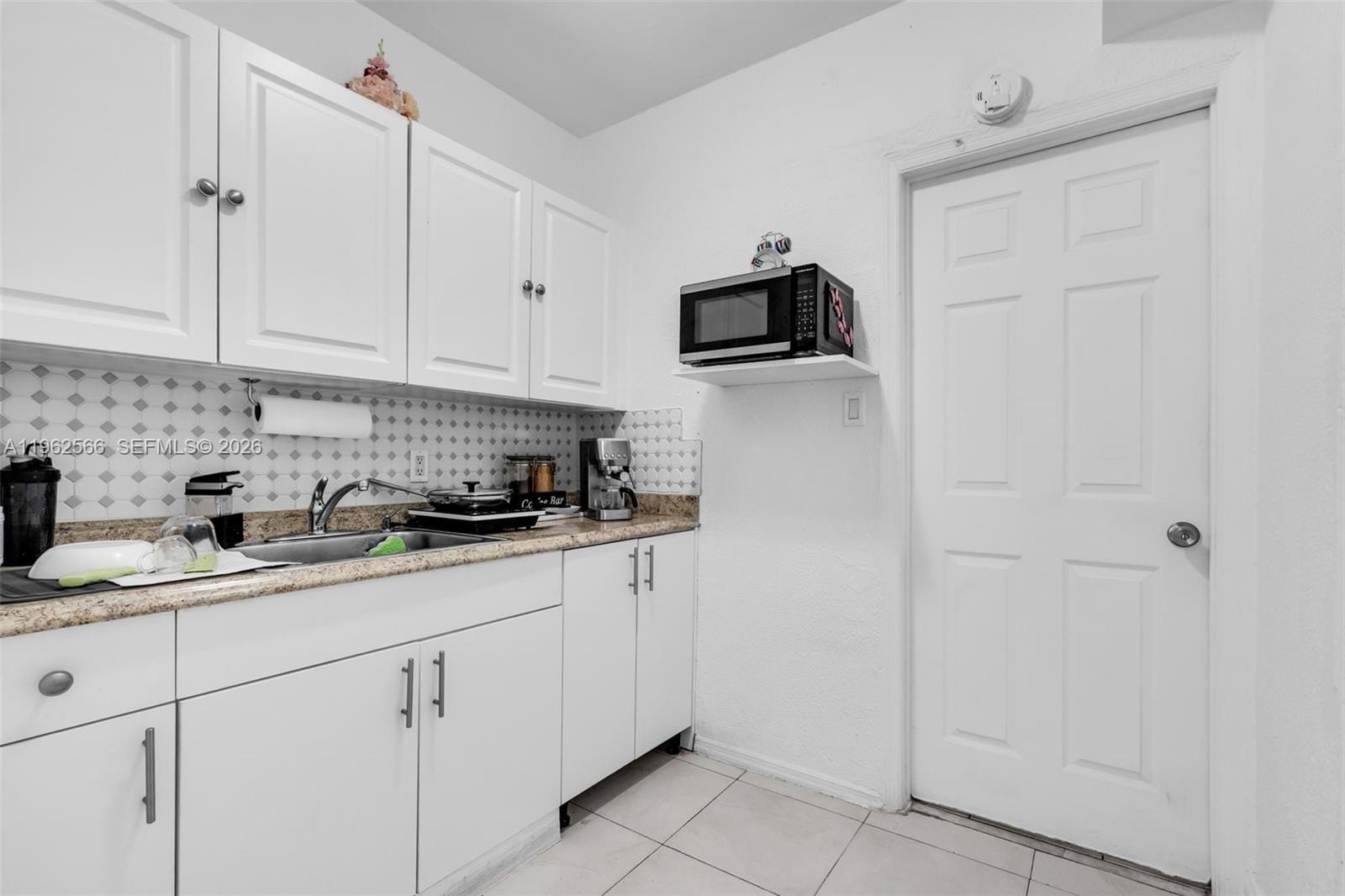 941 SW 31st Court, Miami, FL 33135 photo 9