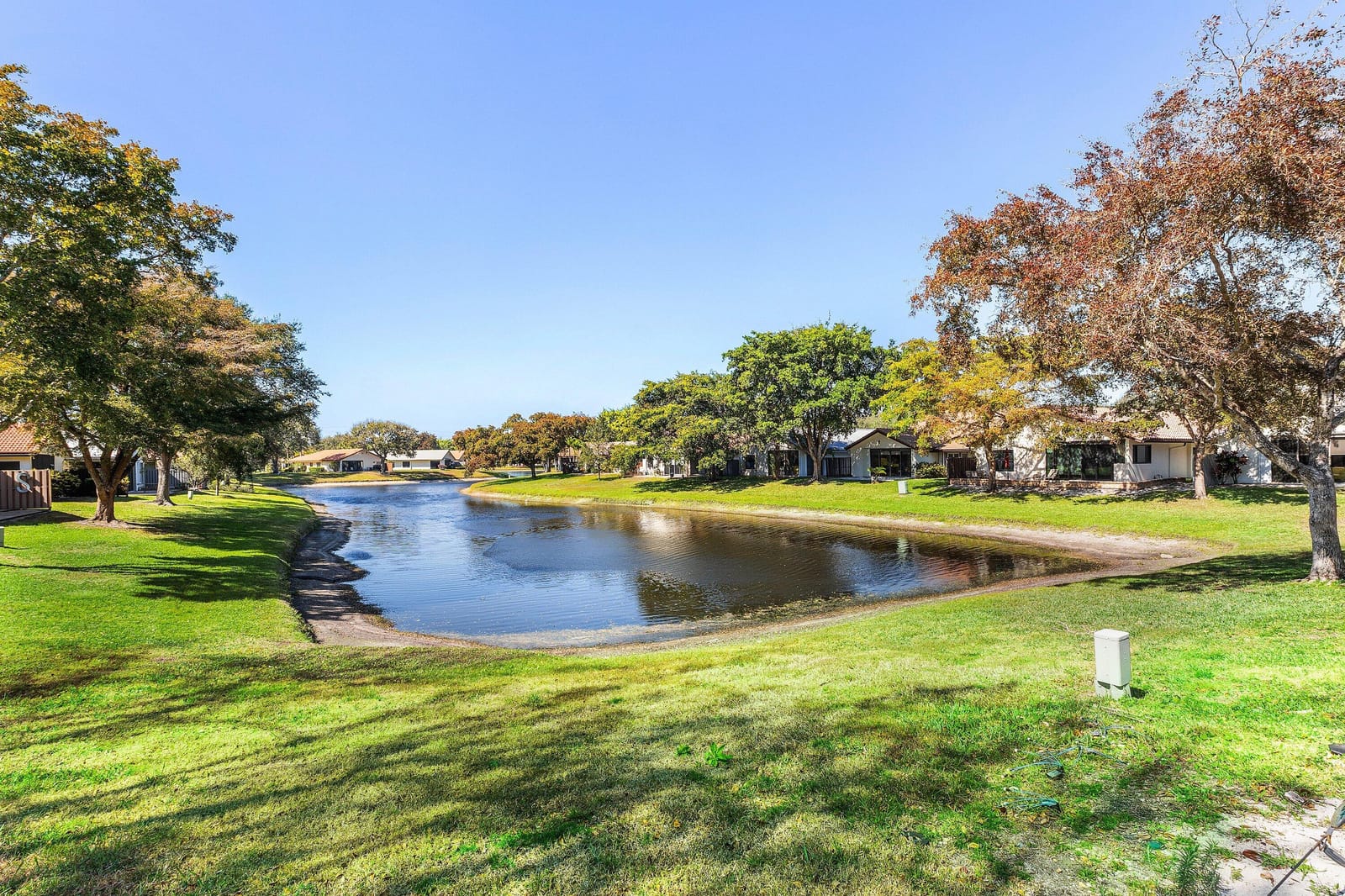 4799 Boxwood Circle — photo 2