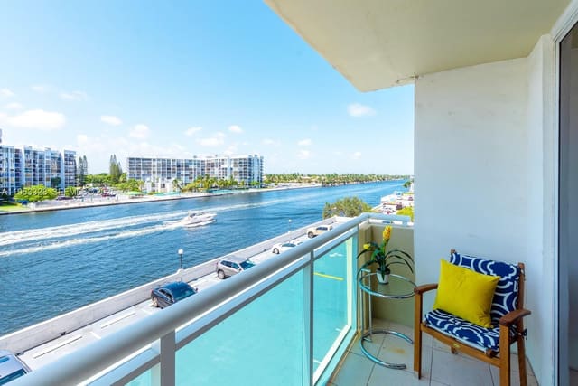 3000 S Ocean Drive 316, sold in Residences On Hollywood B, Hollywood, FL