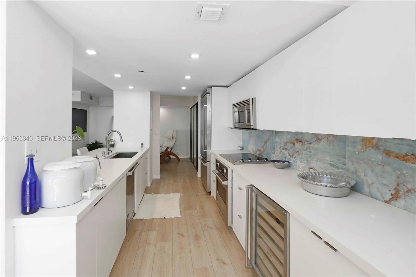 1000 Quayside Terrace 1608, Miami, FL 33138 photo 23