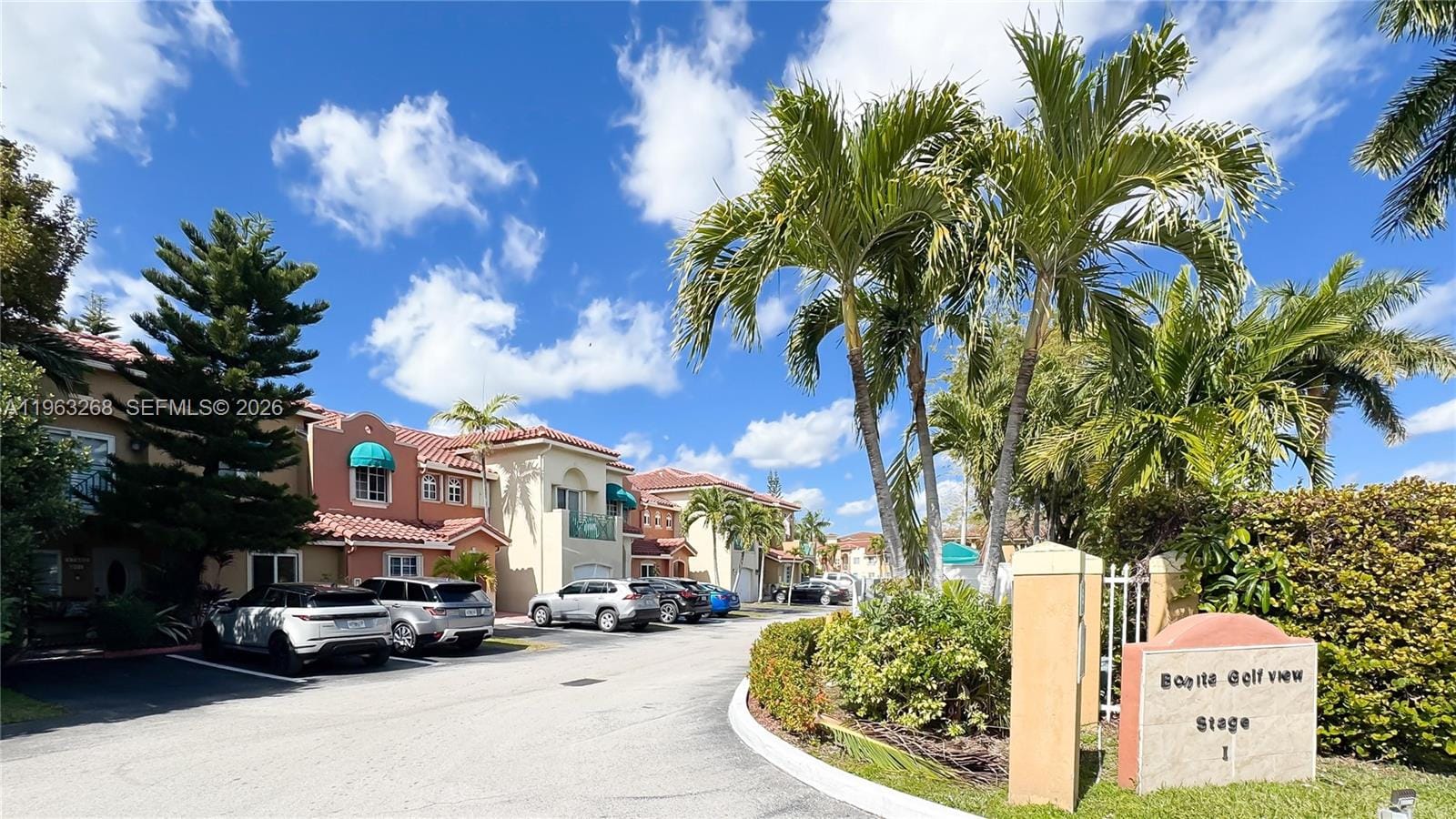17360 NW 69th Court 204, Hialeah, FL 33015 photo 10